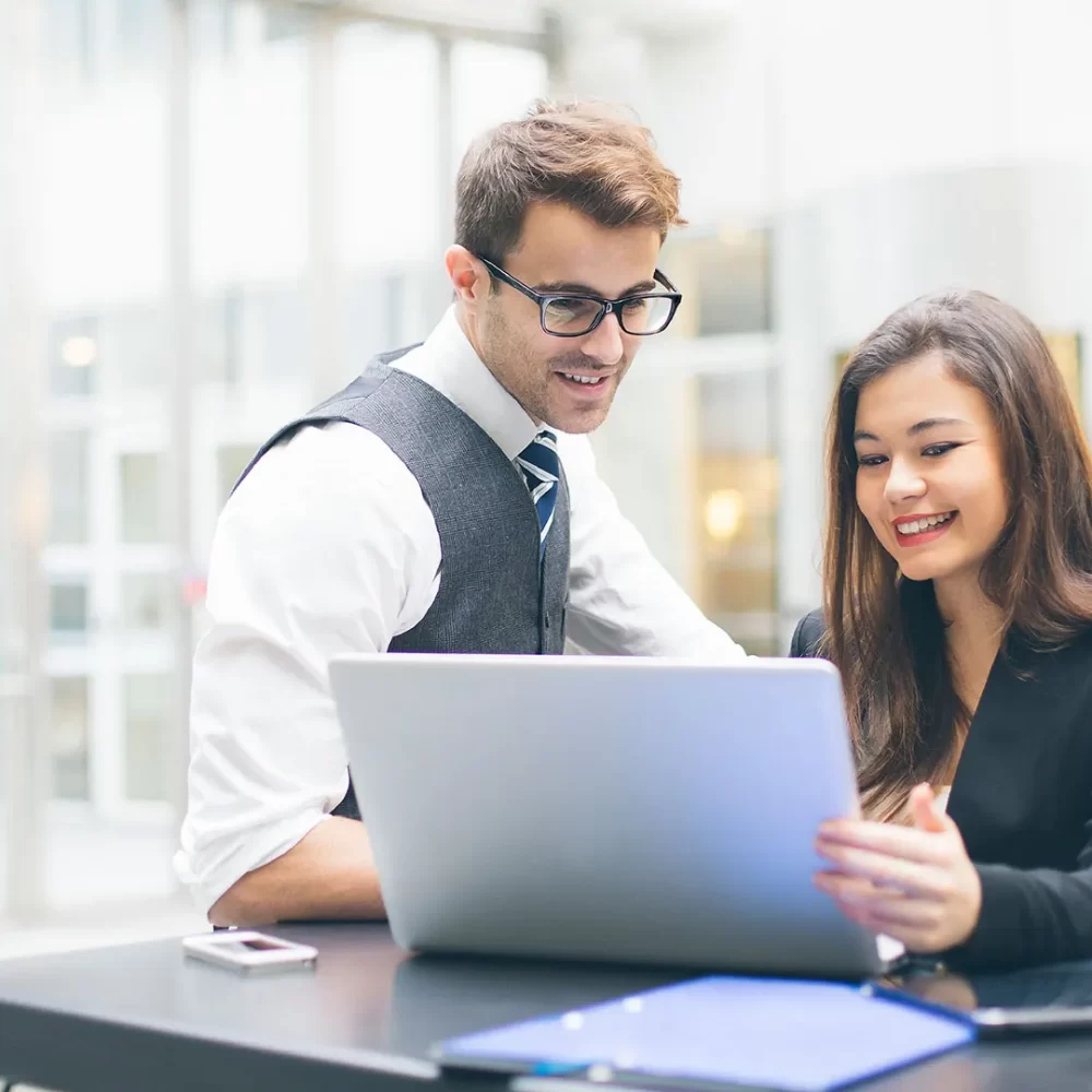 TwoBusinessPeople_000059149976_1920x1080-1